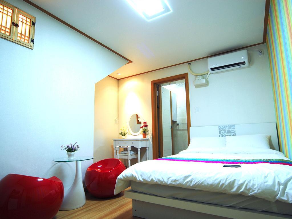 Mago Guesthouse Seoul Værelse billede