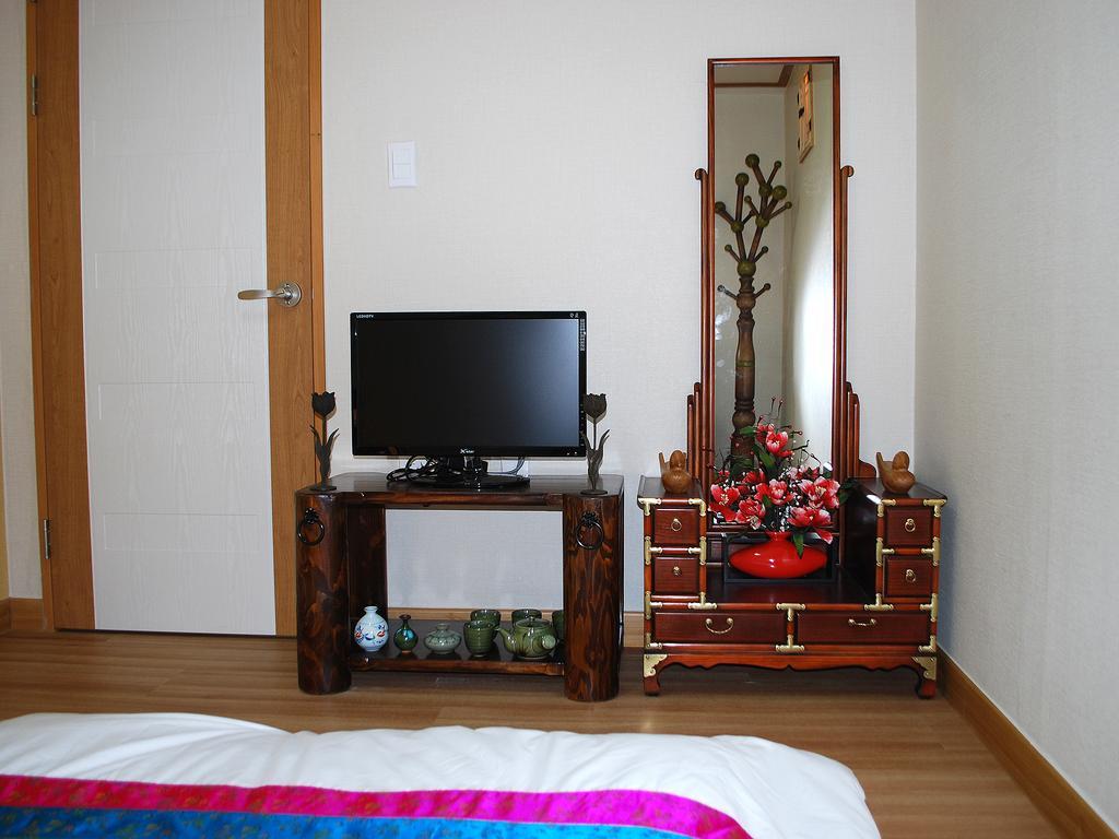 Mago Guesthouse Seoul Værelse billede